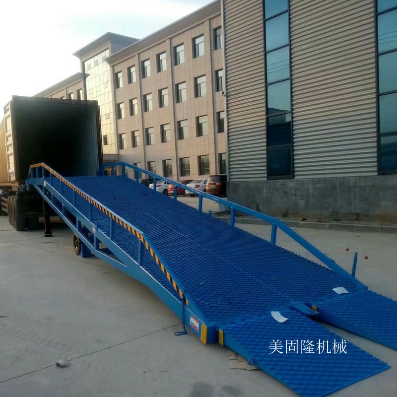 万宁移动式液压登车桥厂家